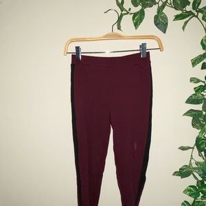 Maroon leggings